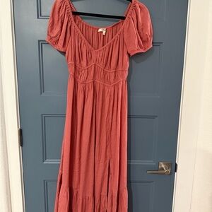 Chic Coral Puff Sleeve Maxi Dress